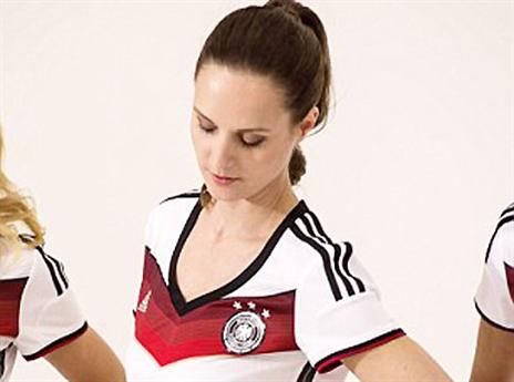 והרקדניות לקחו את האהדה צעד קדימה (צילום מסך: טוויטר)