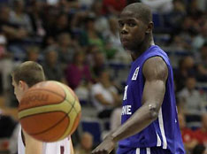 מוטת ידיים מפלצתית, ג'טה