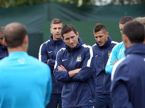 למפארד. סמל בלשון עבר