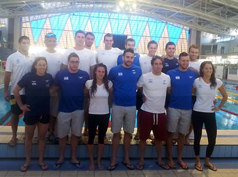 על קו הזינוק. נבחרת ישראל בשחייה