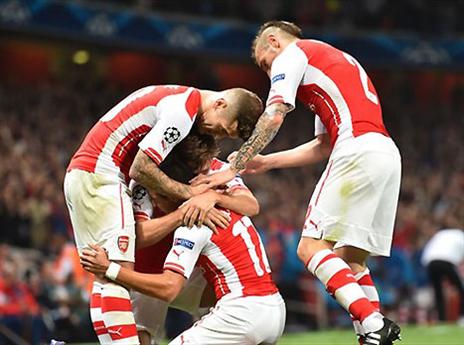 ארסנל רשמה העפלה 17 ברצף (GETTYIMAGES)