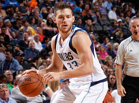 תחזיקו לו אצבעות (getty)