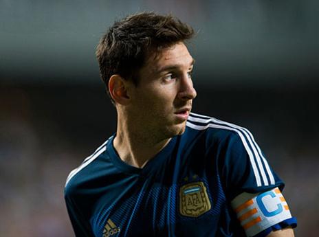 מסי, מפנה מקום לחברים (gettyimages)