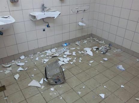 עוד זווית למה שקרה בשירותים