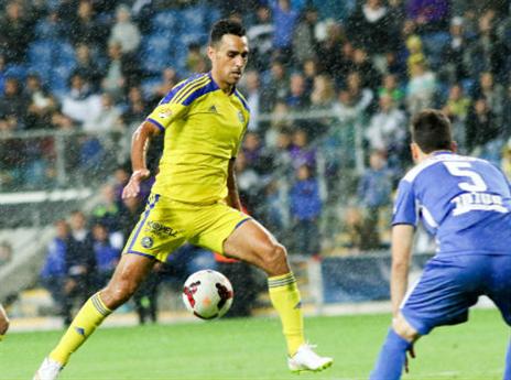 לא עוצר. גם בגשם (צילום: דני מרון)