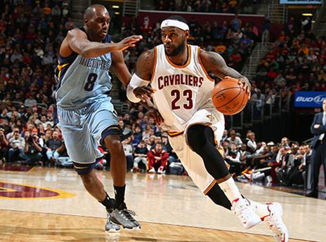 ג'יימס. כרגיל הנהיג (getty)