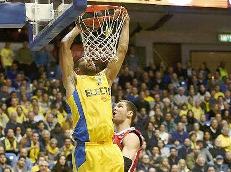 רנדל לא הפסיק לרחף (אלן שיבר)