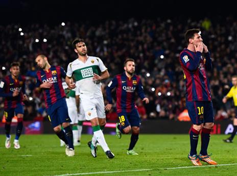 מנשקים את אלצ'ה לשלום (gettyimages)