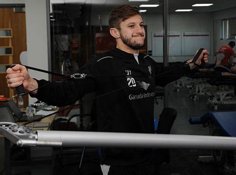 עובד קשה כדי לחזור מהר. ללאנה (gettyimages)