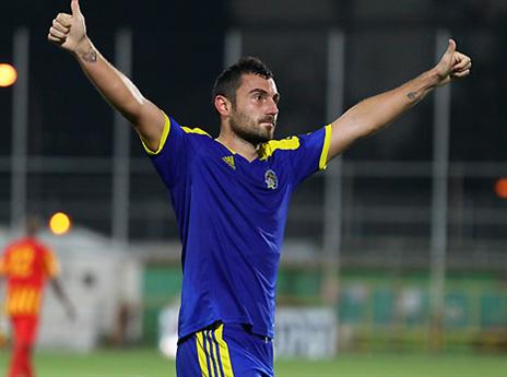 גיבור המשחק. מיטרוביץ' (לירון מולדובן)