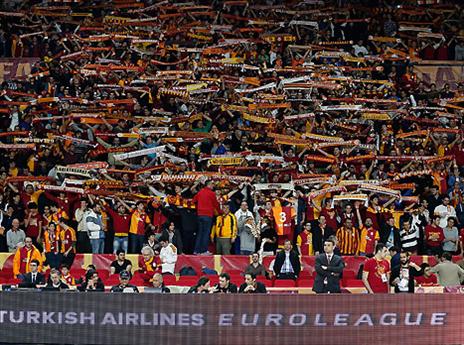 אף פעם לא שקט ביציעים (gettyimages)