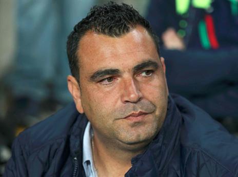 שומר על אופטימיות. קורצקי (אלן שיבר)