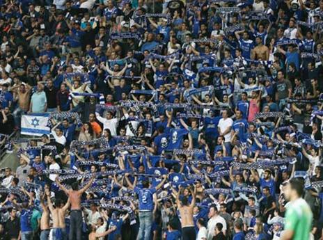 יצאו בזול? אוהדי הפועל פ"ת (אלן שיבר)