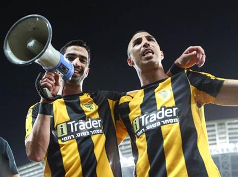 לקח את ההזדמנות בשתי ידיים. טל כחילה