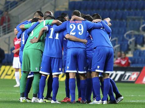 החגיגות של פתח תקווה התחילו על המגרש (אלן שיבר)