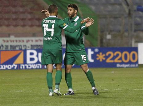 עטר שכח מהפנדל בסיום (צילום: אלן שיבר)