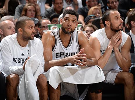 הטריו של הספרס לא היה במיטבו (getty)