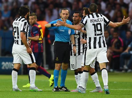 היובנטינים לא אהבו את השיפוט של צ'קיר (Getty)