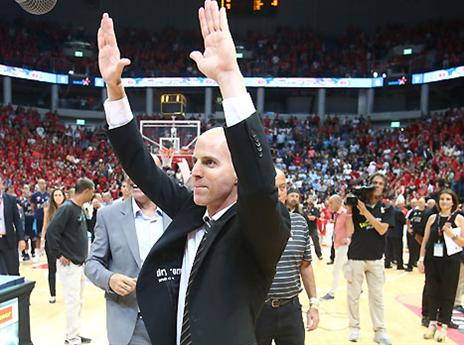 דני פרנקו. משאיר את הגארד שלו (אלן שיבר)