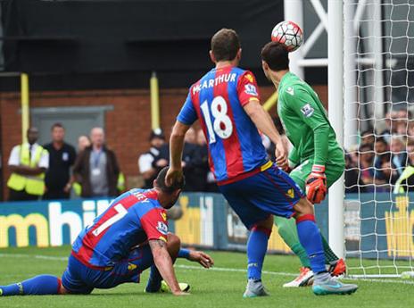 דילייני כובש את השער עצמי (gettyimages)