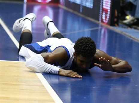 היחיד שנראה טוב. דוסון (אלן שיבר)