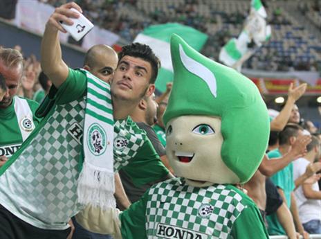 "לא מזלזל בקהל" (יוסי שקל)