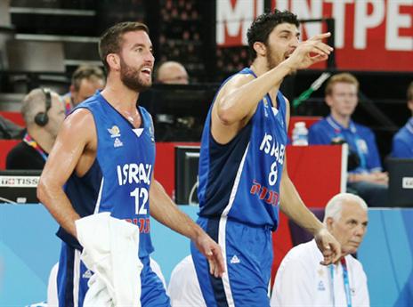 יחגגו גם מול בוסניה? (אלן שיבר, צרפת)