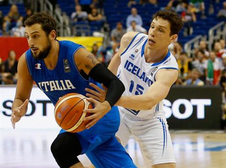 בלינלי. היכונו למטר שלשות (getty)