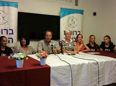 אליפות העולם מאחור, המבט לעבר ריו