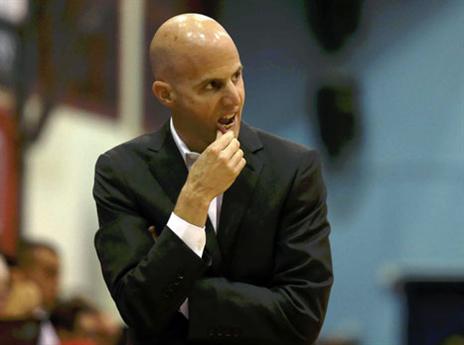 בלי שחקנים מרכזיים. פרנקו (אלן שיבר)