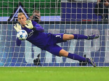 ג'ו הארט עוצר את הפנדל (Getty)