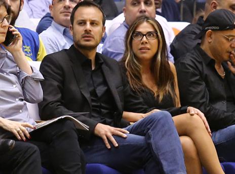 עזב מיד בסיום המשחק. פדרמן (אלן שיבר)