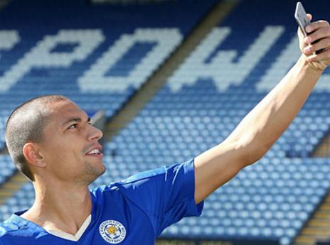 המנוע במרכז המגרש. אינלר (getty)