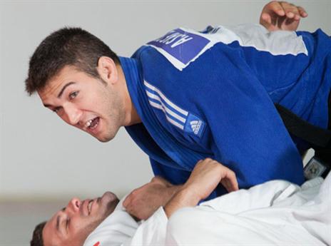 הודח אחרי 2 ניצחונות באיפון. חן