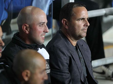 בן שמעון על הספסל. "מעריך את השחקנים"