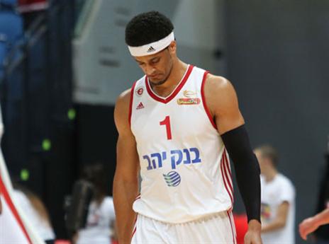 למרות היכולת הטובה, בילה לא מעט על הספסל. דאנקן