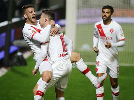 נתנו ללוי סיבות להישאר (אלן שיבר)