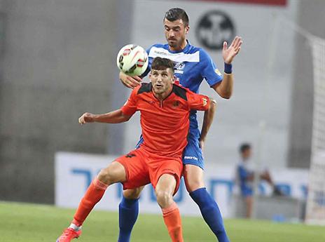 חוזר לסגל. טל צרויה (אלן שיבר)