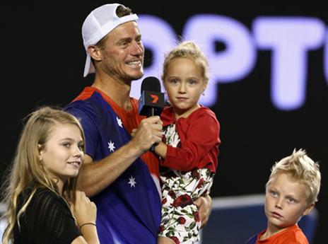 גם הילדים הגיעו להיפרד (Getty)