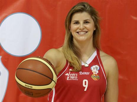 בארון. חולמת על הנבחרת (מנהלת ליגת אתנה ווינר לנשים)