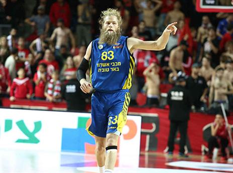 לא התרגש בדרייב אין. שולדבראנד (אלן שיבר)