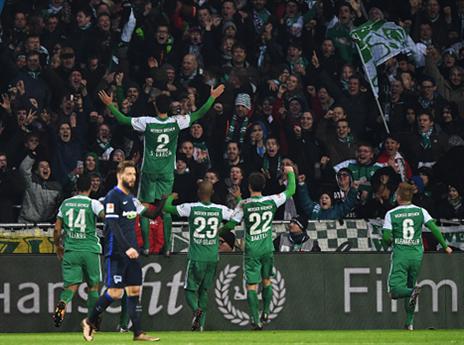 ברמן חוגגת שוויון דרמטי מול הרטה ברלין (getty)