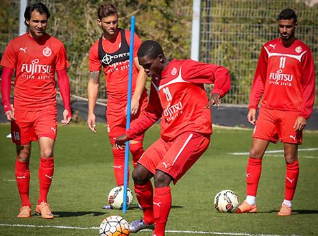 חמזה בארי. בפעם הראשונה בוולפסון (האתר הרשמי, שמוליק וסיני)