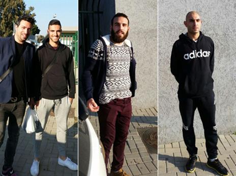 בורלא (במרכז) יחל את המשחק על הספסל, פטרוביץ' (משמאל) יפתח