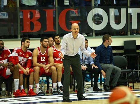 הביקורת על פרנקו גוברת (צילום: מנהלת הליגה)