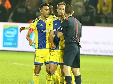 "האמירות של מכבי ת"א הן בכיינות לשמה" (אלן שיבר)