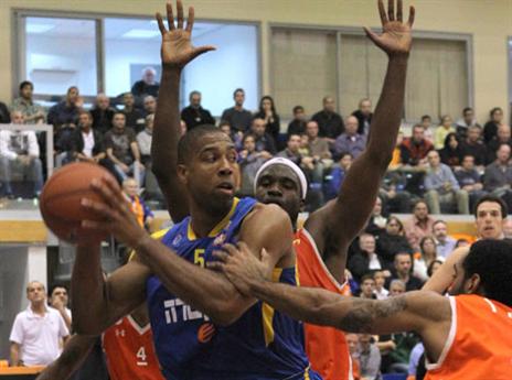 הנדריקס. ישחזר ימיו כקדם? (מנהלת הליגה)