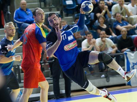 עמית גל מול רומניה (עודד קרני)