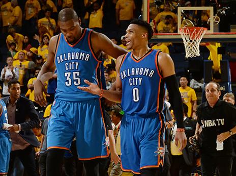 לא מפחדים מאף אחת. ווסטברוק ודוראנט (gettyimages)