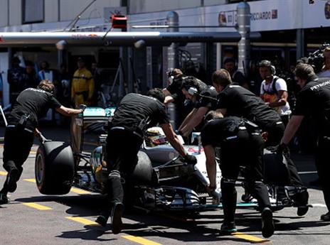 ייזנק מהמקום ה-3 למרות התקלה במנוע. המליטון (getty)
